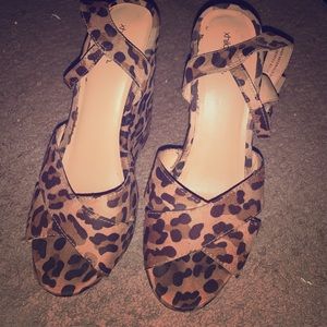 xhilaration leopard print wedges